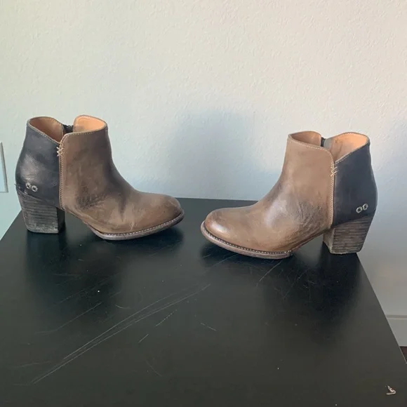 Bedstu Hand Made Leather Boots - Picture 6 of 9